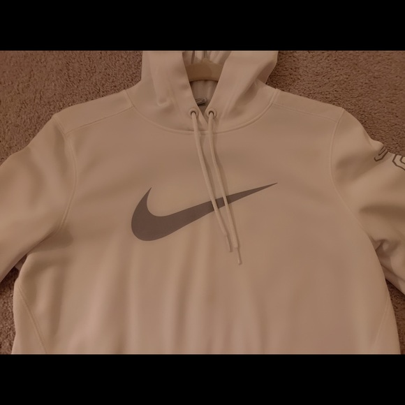 Nike Hoodie - Picture 2 of 4